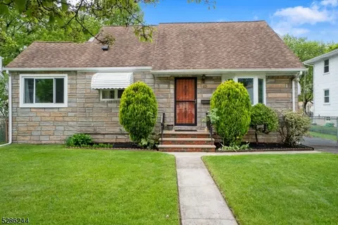 82 Addison Pl, Clifton, NJ 07012