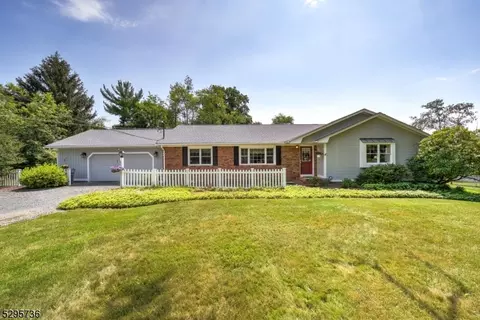 184 Woods Rd, Hillsborough, NJ 08844