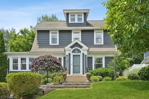 35 Walnut Ave, Millburn, NJ 07041 photo 2