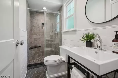 35 Walnut Ave, Millburn, NJ 07041 photo 14