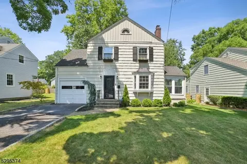 82 Lafayette Ave, Chatham, NJ 07928