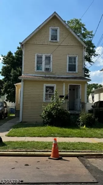 93 Manning Ave, North Plainfield, NJ 07060