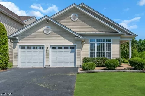 158 Einstein Way, East Windsor Twp, NJ 08512