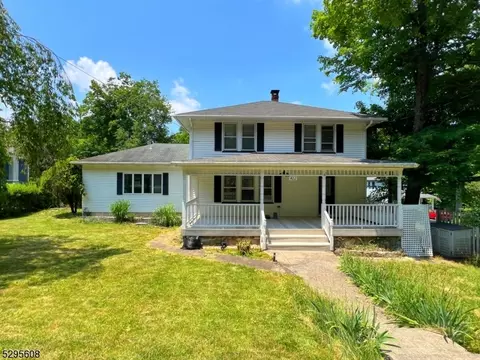 422 River Styx Rd, Hopatcong, NJ 07843