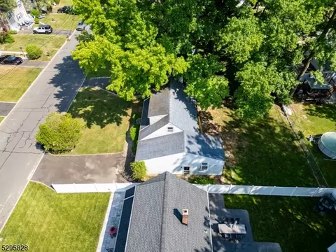 894 Sterling St, Plainfield, NJ 07062 photo 28