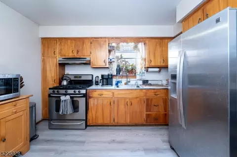 894 Sterling St, Plainfield, NJ 07062 photo 20