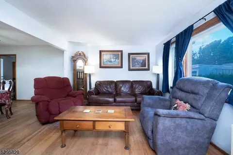 894 Sterling St, Plainfield, NJ 07062 photo 2