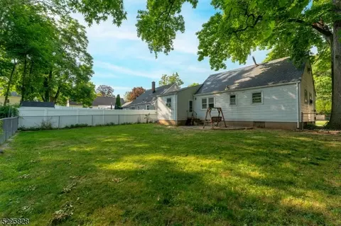 894 Sterling St, Plainfield, NJ 07062 photo 26