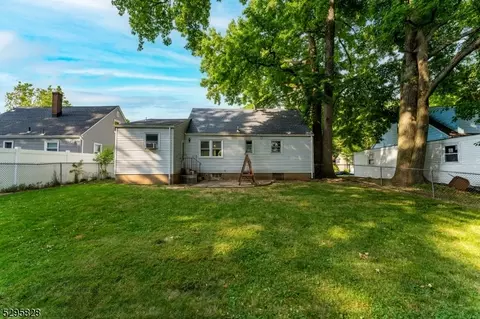 894 Sterling St, Plainfield, NJ 07062 photo 25
