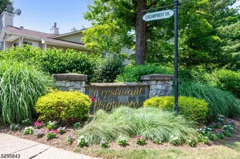 21 Academy Ct #21, Bedminster, NJ 07921