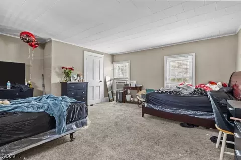 21 E High St, Bound Brook, NJ 08805 photo 4