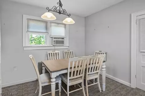 21 E High St, Bound Brook, NJ 08805 photo 22