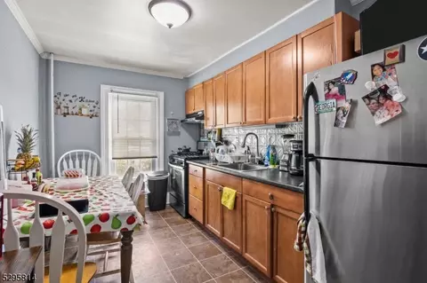 21 E High St, Bound Brook, NJ 08805 photo 6