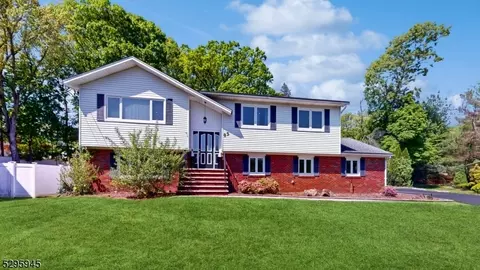 63 Joyce Ln, Wayne, NJ 07470