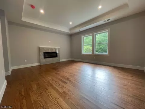 415 Terhune Ave, Paramus, NJ 07652 photo 19