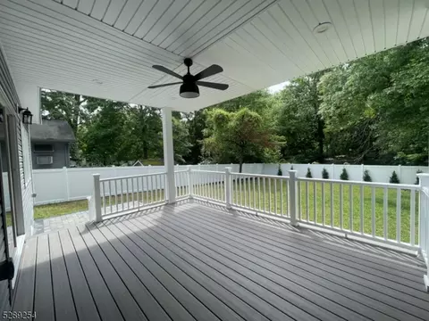 415 Terhune Ave, Paramus, NJ 07652 photo 20