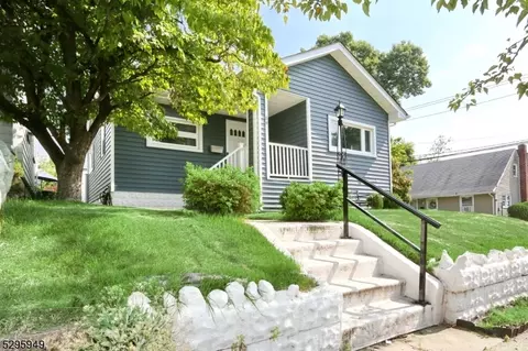 89 Harcourt Ave, Bergenfield, NJ 07621