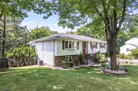 33 Tammy Ter, Wayne, NJ 07470