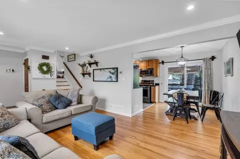 320 Evergreen Ave, Bound Brook, NJ 08805