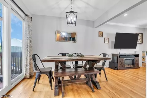 320 Evergreen Ave, Bound Brook, NJ 08805 photo 5
