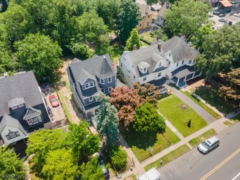 100 Glenwood Ave, East Orange, NJ 07017