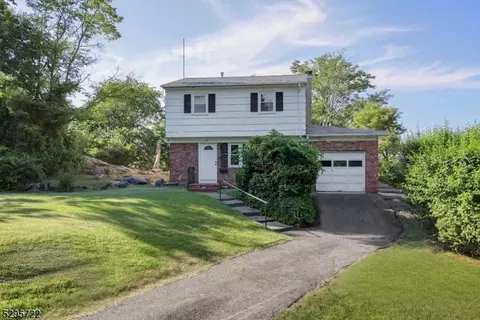 28 Mohawk Ave, Lincoln Park, NJ 07035