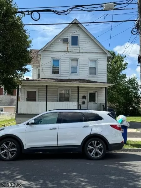 207 W 2nd St, Bound Brook, NJ 08805