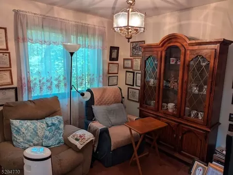 19 Summit Dr, Wantage, NJ 07461 photo 7