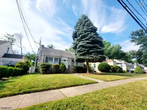 356 E 7th Ave, Roselle, NJ 07203