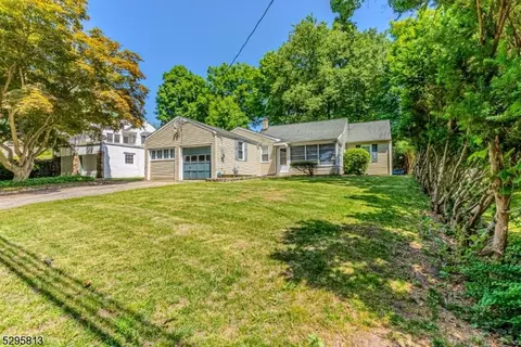 232 Mount Arlington Blvd, Roxbury Twp, NJ 07850