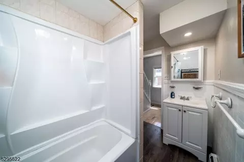 5 Cayuga Trl, Wayne, NJ 07470 photo 12