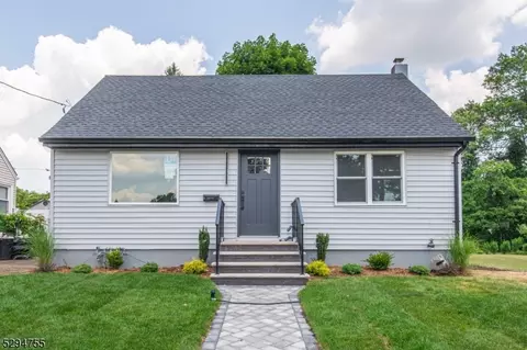 15 Hosier Rd, Lincoln Park, NJ 07035