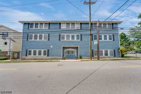 393 Boyden Ave #1, Maplewood, NJ 07040