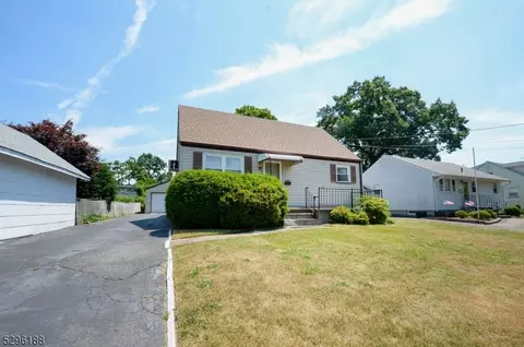 155 6th Ave, Hawthorne, NJ 07506