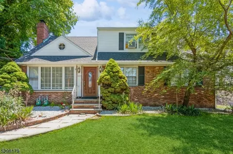 725 Arnold Pl, Union, NJ 07083