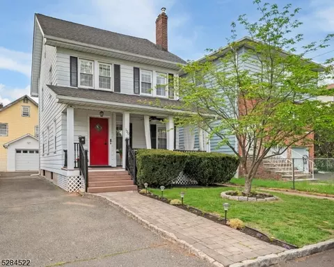 130 Parkway W, Bloomfield, NJ 07003