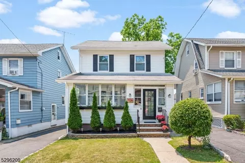 104 Woodside Rd, Maplewood, NJ 07040