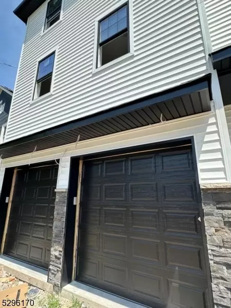 7 Maple St, Bloomfield, NJ 07003 photo 9
