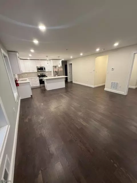 7 Maple St, Bloomfield, NJ 07003 photo 14