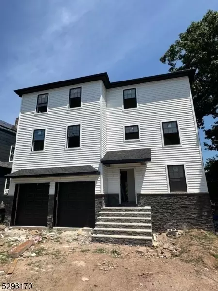 7 Maple St, Bloomfield, NJ 07003 photo 2