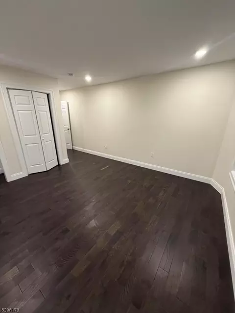 7 Maple St, Bloomfield, NJ 07003 photo 25