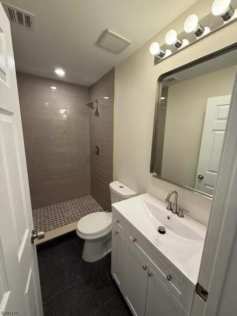7 Maple St, Bloomfield, NJ 07003 photo 29