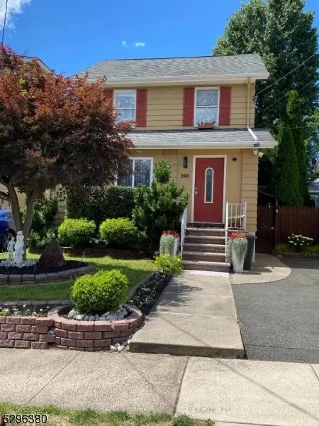 203 Hollywood Ave, Union, NJ 07083