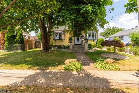 2009 Fay Ave, Linden, NJ 07036