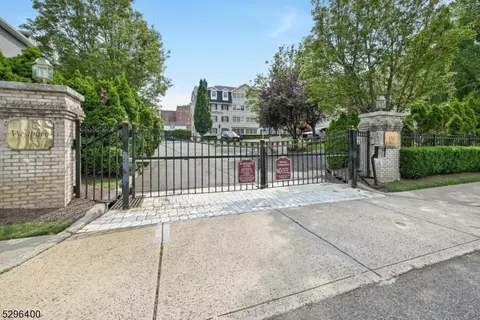 131 Clinton Pl #310, Hackensack, NJ 07601 photo 18