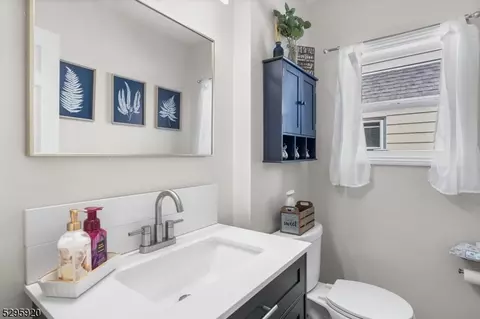 534 Bailey Ave, Union, NJ 07083 photo 13