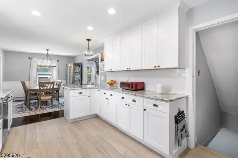 534 Bailey Ave, Union, NJ 07083 photo 11