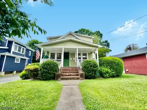 72 Minerva Ave, Hawthorne, NJ 07506