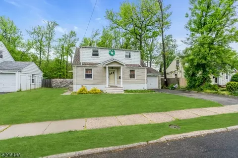 383 Douglas Rd, Roselle, NJ 07203