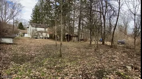 119 Snufftown Rd, Stockholm, NJ 07460